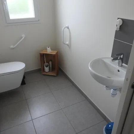 Maison Pmr Hébergement de vacances *